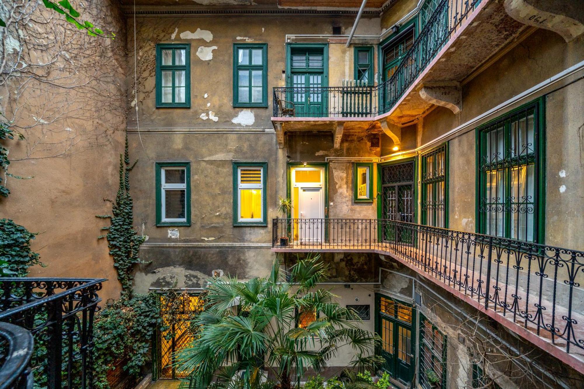 Sweet Dreams At Opera House Downtown Apartman Budapest Kültér fotó