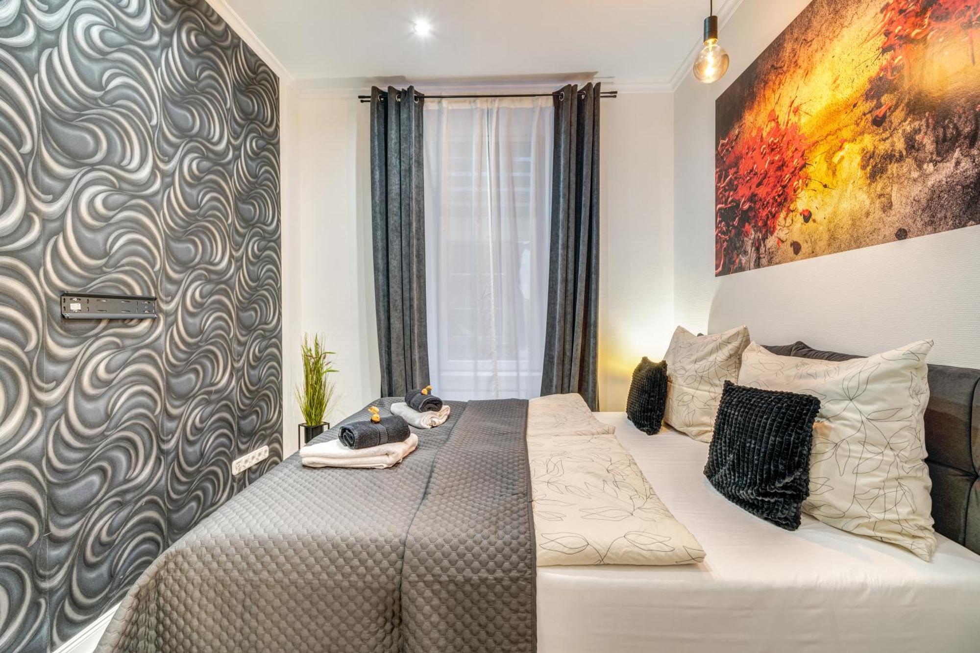 Sweet Dreams At Opera House Downtown Apartman Budapest Kültér fotó